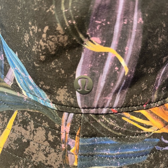 Lululemon tropical Reversible, floral, Boho spring break ready bucket hat - Picture 7 of 7